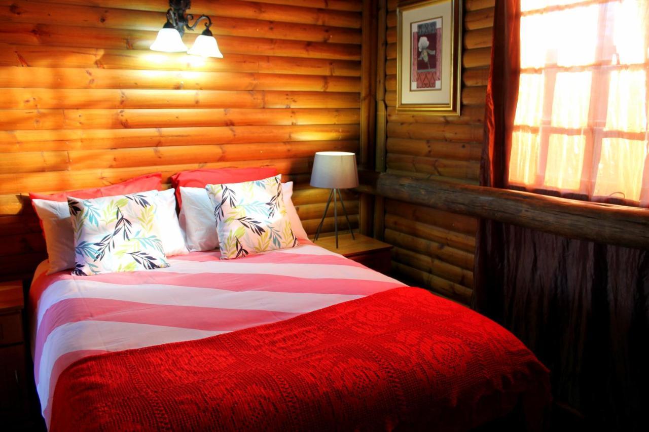 Ndlovu Log Home Dinokeng Klipdrift Luaran gambar