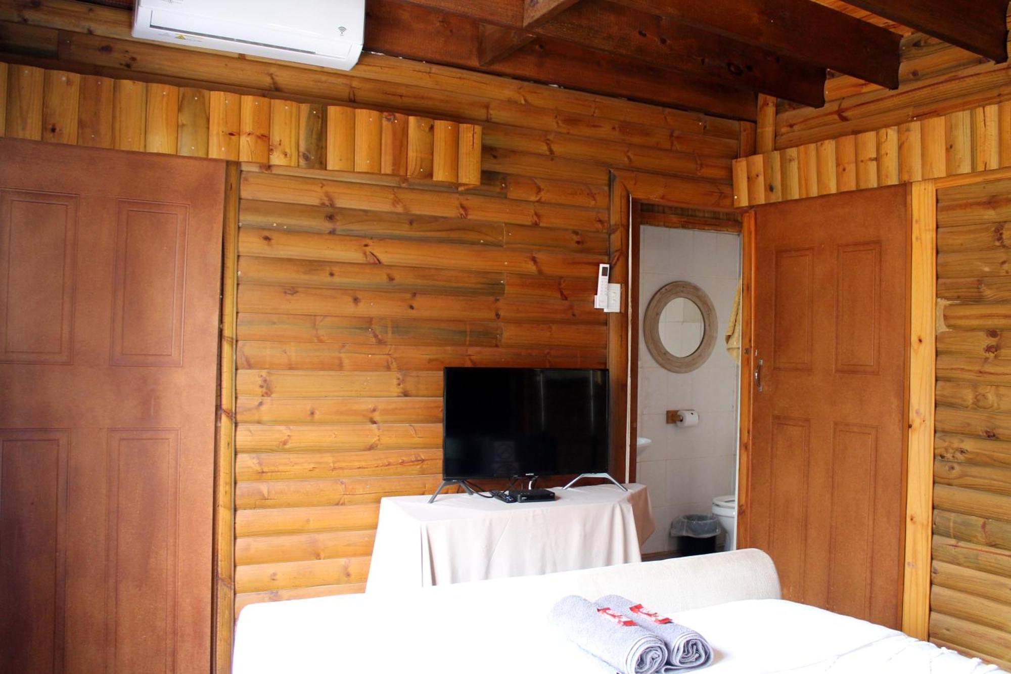 Ndlovu Log Home Dinokeng Klipdrift Luaran gambar